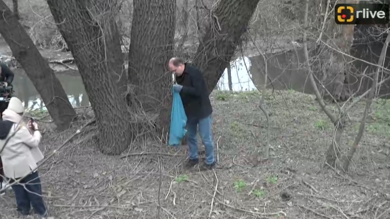 Agenda - Acțiune de salubrizare în sectorul Ciocana, tronsonul str. Vadul lui Vodă 151 – Tutun CTC, cu participarea voluntarilor, a cetățenilor și a subdiviziunilor municipale