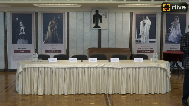 Conferință de presă dedicată lansării oficiale a Festivalul de Muzică Clasică în aer liber „DescOperă”