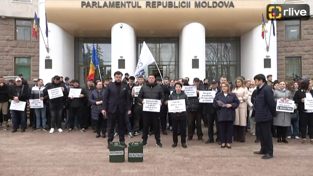 Agenda - Flashmob organizat de reprezentanții Mișcării Alternativa Națională intitulat „Coridorul rușinii”