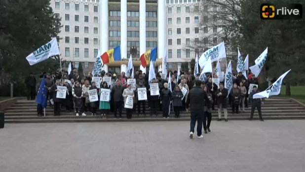 Agenda - Flashmob organizat de reprezentanții Mișcării Alternativa Națională intitulat „Coridorul rușinii”