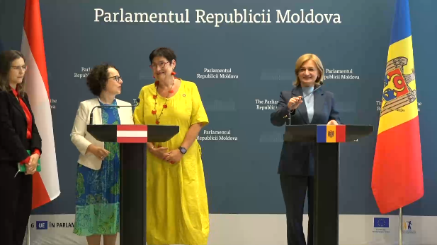 Agenda - Briefing de presă susținut de vicepreședinta Parlamentului Republicii Moldova, Doina Gherman, și conducerea comisiilor pentru politică externă din cadrul Consiliului Național și al Consiliului Federal ale Parlamentului Republicii Austria