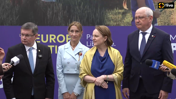 Agenda - Declarații pentru presă din Orășelul European