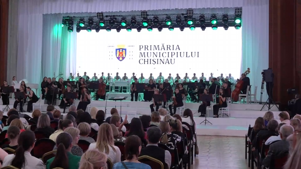 CONCERT-TRIBUT „ODĂ ÎNVĂȚĂTORILOR” – Elogiu adus cadrelor didactice la final de an școlar