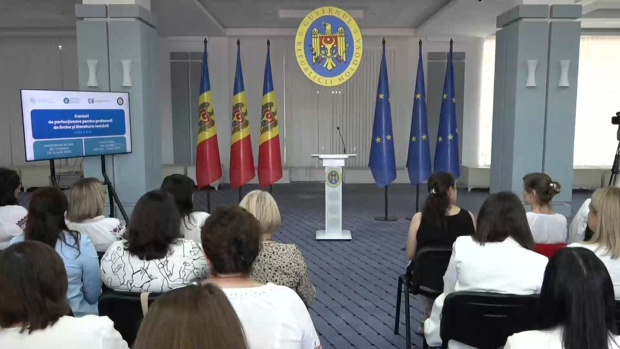 Conferință de presă privind lansarea Ediției a III-a a Cursurilor de perfecționare pentru profesorii de limba și literatura română