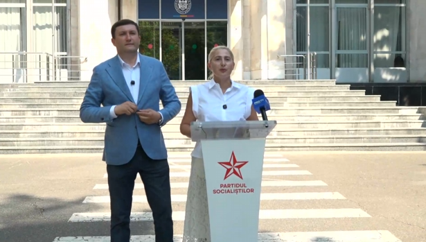 Agenda - Conferință de presă susținută de deputații Partidului Socialiștilor, Alla Ursu-Antoci și Vladimir Odnostalco cu tema: „Soluții pentru gestionarea căminelor studențești ale fostei Universități Agrare”