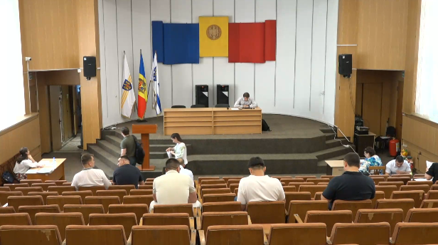 Agenda - Licitație deschisă nr. 50, nr. 51 și nr. 52, pentru obținerea dreptului de încheiere a contractului privind amplasarea unităților de comerț ambulant pe teritoriul orașului Chișinău
