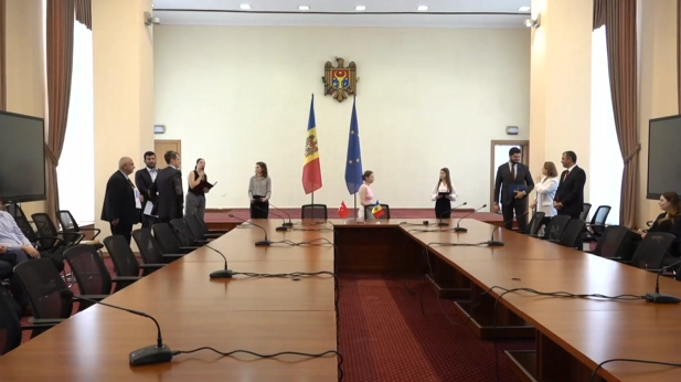 Agenda - Ceremonia de semnare a contractul pentru construcția LEA 400 kV Bălți–Suceava și Acordului de Grant pentru interconectarea rețelelor de energie electrică cu România